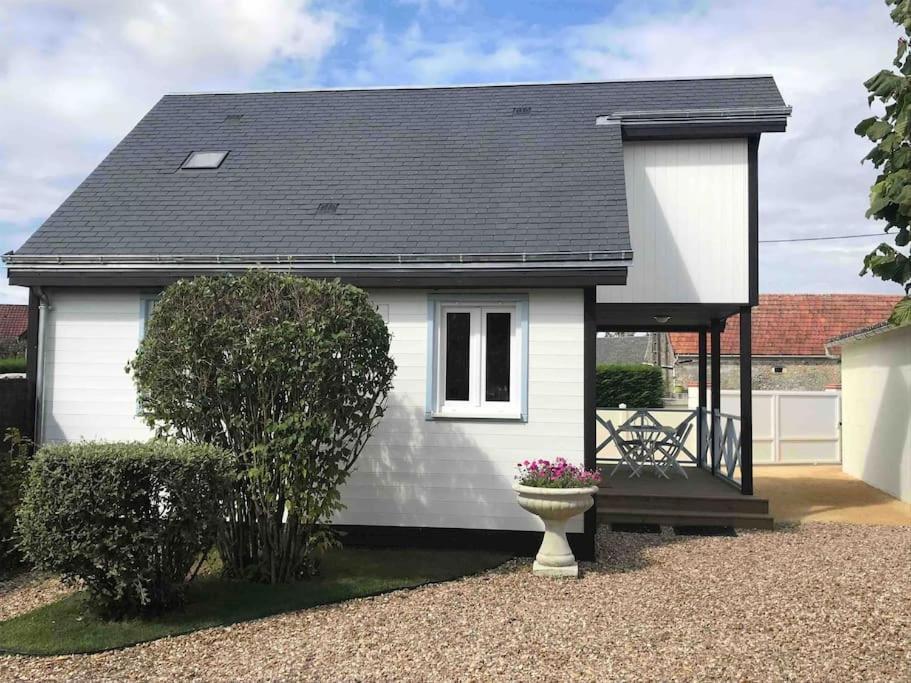 Gite Chalet-Piscine "Belle-Etoile" Touraine Anjou Courcelles-de-Touraine Exteriör bild